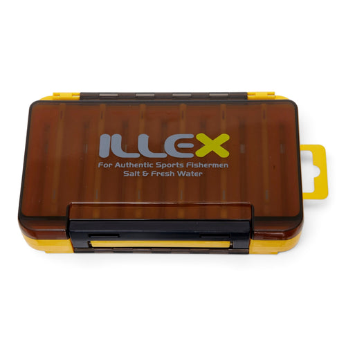 Boîte de rangement Crisafish Illex pour accessoires de pêche, modèle compact en plastique rigide jaune et fumé.